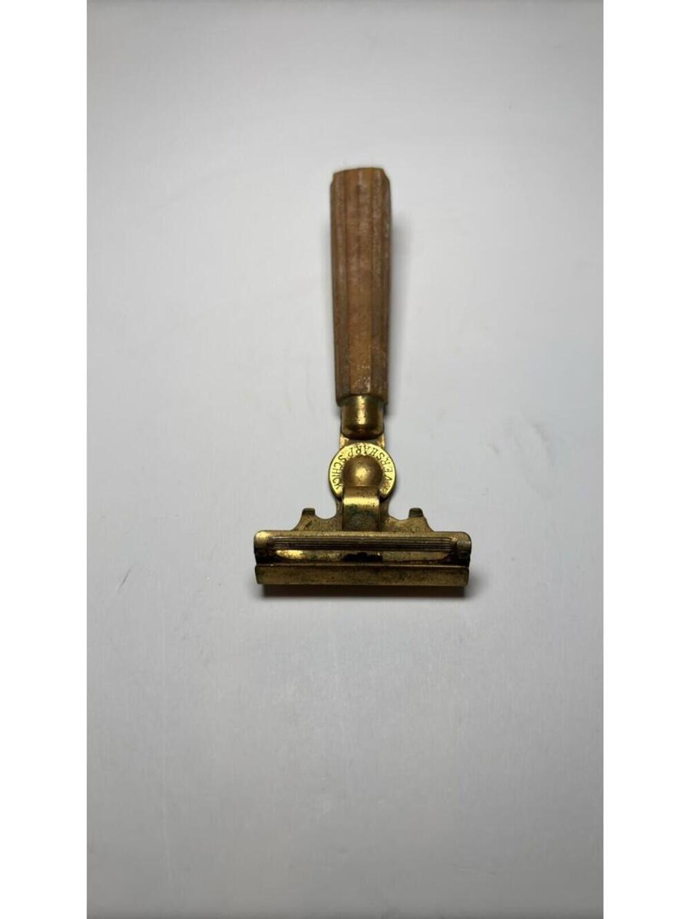 Vintage EVERSHARP / SCHICK Butterscotch Bakelite Handle Razor 1940s